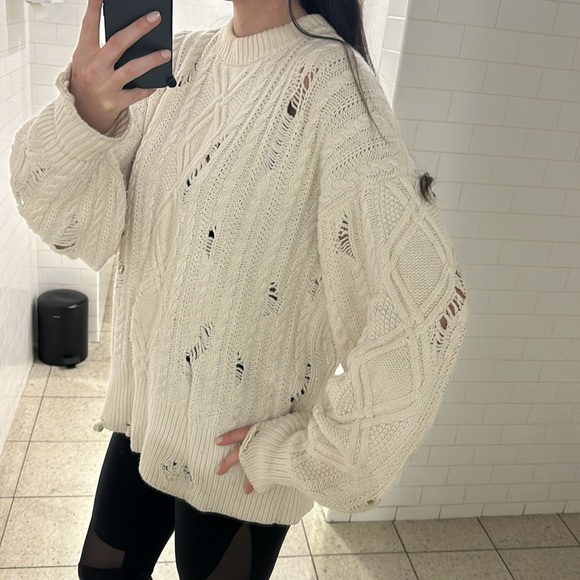 Oversized ripped sweater the Kooples size small - Picture 5 of 7